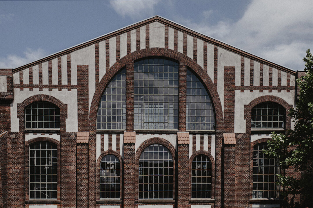 Außenansicht der Werkstatt Stromberg Waltrop im Industrial-Stil