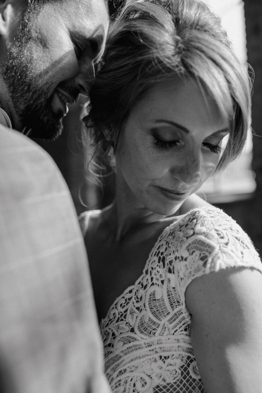 Emotionale Hochzeitsfotografie im Ruhrgebiet – Nahaufnahme der Braut